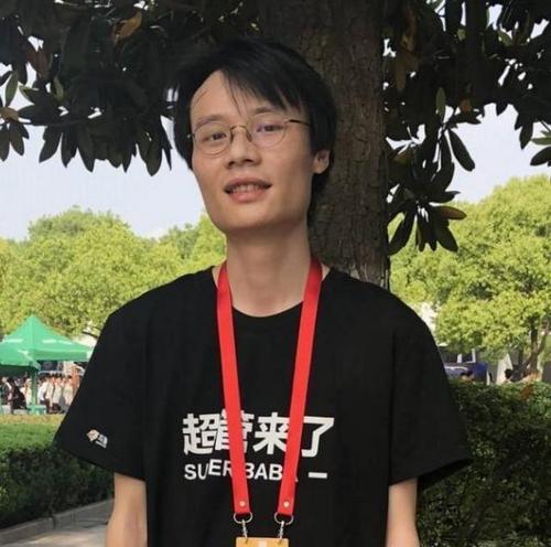 用Python把人物头像动漫化,不同的表情给你不同的惊喜